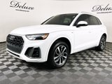 Used 2022 Audi Q5 2.0T Premium w/ Convenience Package image 3