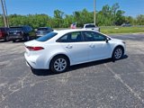 Used 2022 Toyota Corolla LE image 4