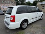 Used 2016 Chrysler Town & Country Touring w/ Driver Convenience Group image 3