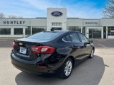 Used 2019 Chevrolet Cruze LT image 3