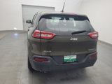 Used 2015 Jeep Cherokee Sport image 6