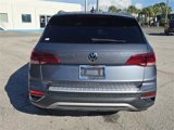 Used 2023 Volkswagen Taos SE w/ Panoramic Sunroof Package image 4