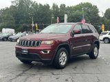Used 2020 Jeep Grand Cherokee Laredo image 2