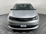 Used 2023 Chrysler Voyager LX image 2
