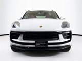 Certified 2022 Porsche Macan image 6