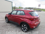 Used 2024 Hyundai Venue Limited image 3