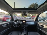 Used 2010 Mercedes-Benz GLK 350 4MATIC image 3