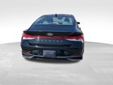 Used 2022 Hyundai Elantra SEL image 4