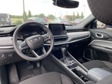 Used 2025 Jeep Compass Sport image 4