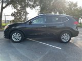 Used 2017 Nissan Rogue SV w/ SV Premium Package image 6