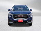Used 2022 GMC Terrain SLE w/ Driver Convenience Package image 2