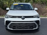 Used 2025 Volkswagen Taos SE image 3