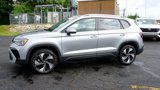New 2025 Volkswagen Taos SE image 2