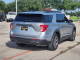 Used 2021 Ford Explorer XLT w/ Equipment Group 202A image 3
