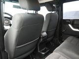 Used 2012 Jeep Wrangler Unlimited Sport image 2