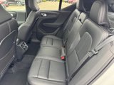 Used 2020 Volvo XC40 T5 Momentum image 6