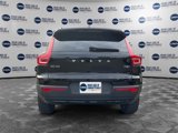 Used 2022 Volvo XC40 T5 R-Design image 4