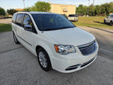 Used 2011 Chrysler Town & Country Touring-L image 4