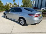 Used 2018 Toyota Camry LE image 2