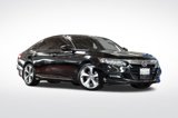 Used 2018 Honda Accord Touring image 2