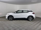 Used 2024 Nissan Kicks SV image 3