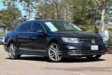 Used 2017 Volkswagen Passat 1.8T R-Line image 2