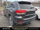 Used 2019 Jeep Grand Cherokee Limited image 3