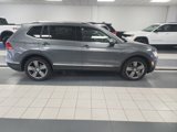 Used 2021 Volkswagen Tiguan SEL image 2