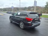 Used 2020 Nissan Pathfinder S image 4