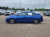 Used 2021 Kia Forte LXS image 2