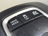 Used 2021 Toyota Corolla LE image 6