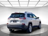 Used 2019 Jeep Cherokee Latitude w/ Popular Appearance Group image 4