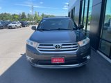 Used 2012 Toyota Highlander 4WD image 2