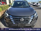 Used 2024 Nissan Rogue SV image 6