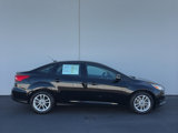 Used 2017 Ford Focus SE w/ Cold Weather Package image 2