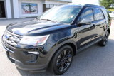 Used 2019 Ford Explorer XLT image 2