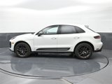 Certified 2023 Porsche Macan Turbo image 2