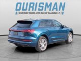 Used 2021 Audi e-tron Prestige w/ Prestige Package image 3