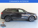 Used 2022 Volkswagen Tiguan SE image 2
