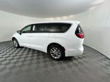 New 2024 Chrysler Pacifica Touring-L image 6