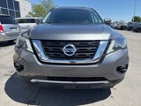 Used 2020 Nissan Pathfinder SV image 2