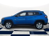 Used 2022 Jeep Compass Latitude w/ Mopar Graphics Package image 5