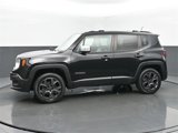 Used 2015 Jeep Renegade Limited image 2