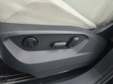 Used 2019 Volkswagen Tiguan SE w/ Panoramic Sunroof Package image 4