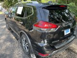Used 2017 Nissan Rogue SL image 5