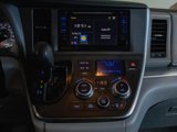 Used 2017 Toyota Sienna LE image 4