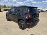 Used 2023 Jeep Renegade Trailhawk image 5