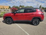 Used 2019 Jeep Compass Trailhawk image 2
