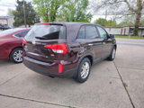 Used 2014 Kia Sorento LX image 3