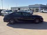 Used 2023 Toyota Camry SE image 5